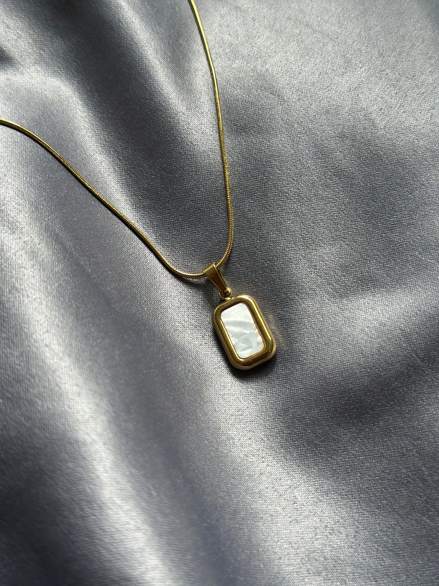 White MARBLE