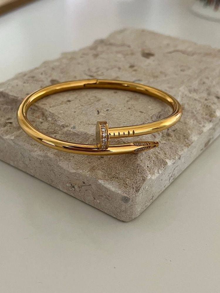 Anti-tarnish Cartier bracelet