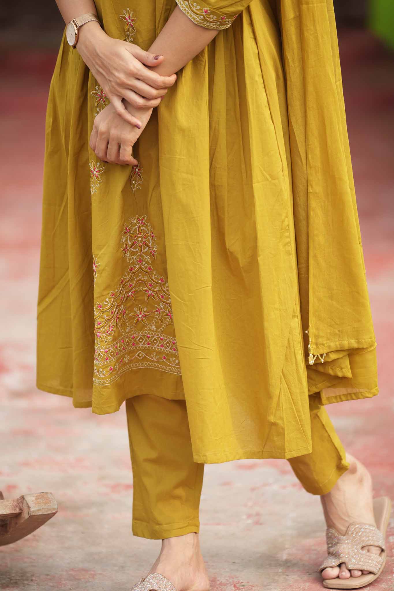 Manjal