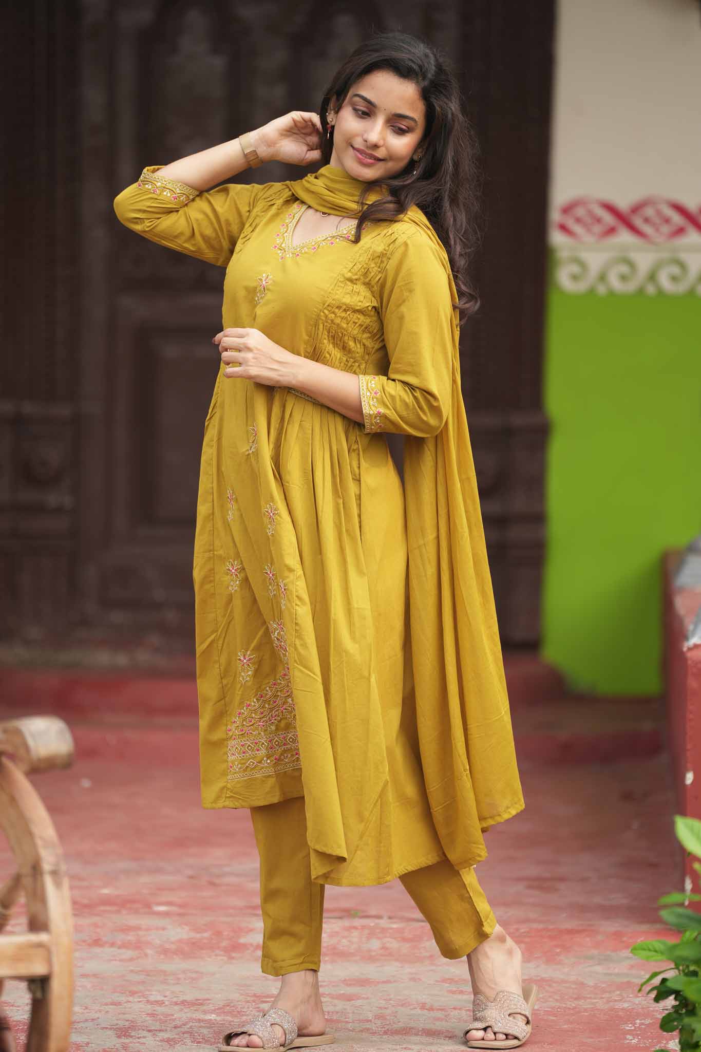 Manjal