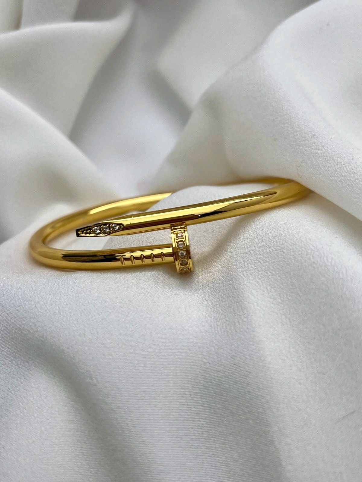 Anti-tarnish Cartier bracelet